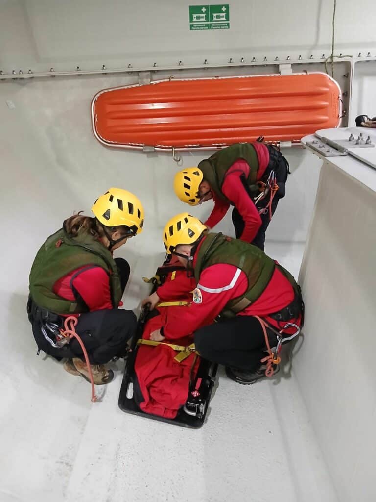 1761121360668-768x1024